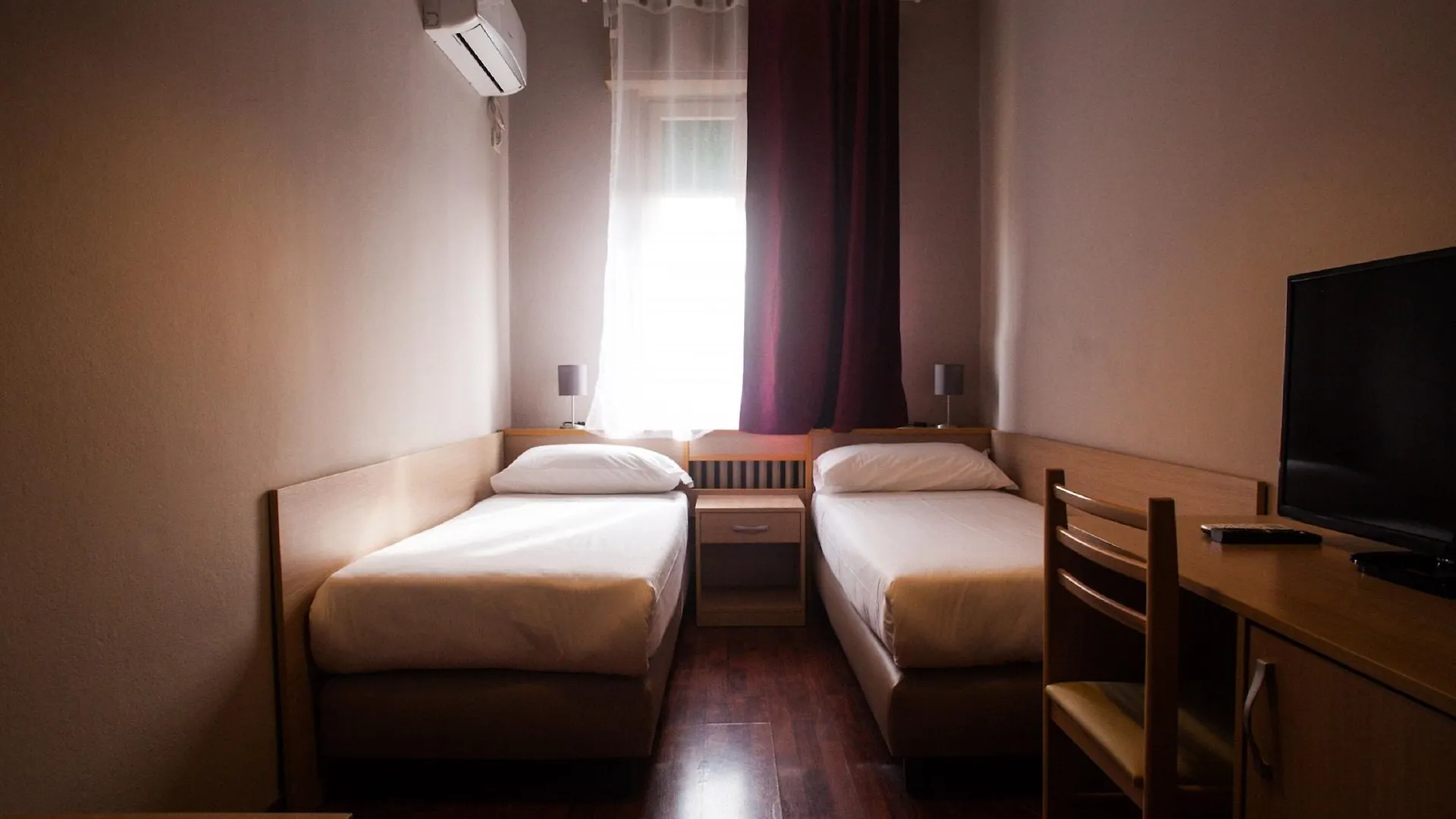 Hotel Di Porta Romana Milan 3*,  Italy