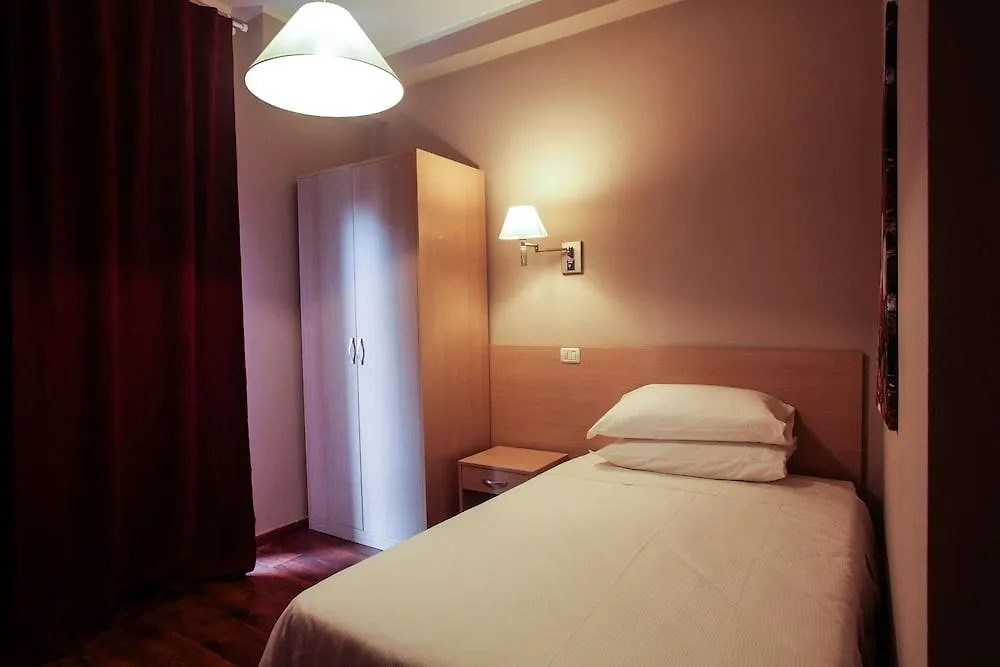 Hotel Di Porta Romana Milan 3*,