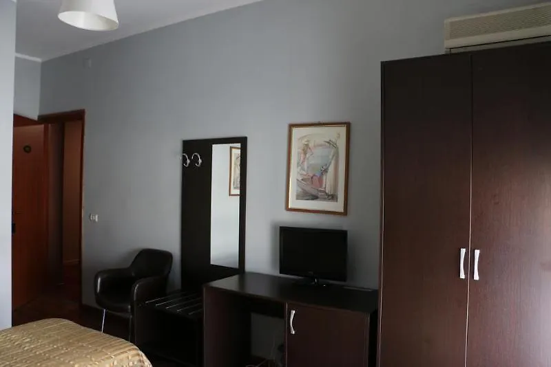 Hotel Di Porta Romana Milan 3*,  Italy