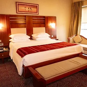 Grand 4*, Dubai Birleşik Arap Emirlikleri